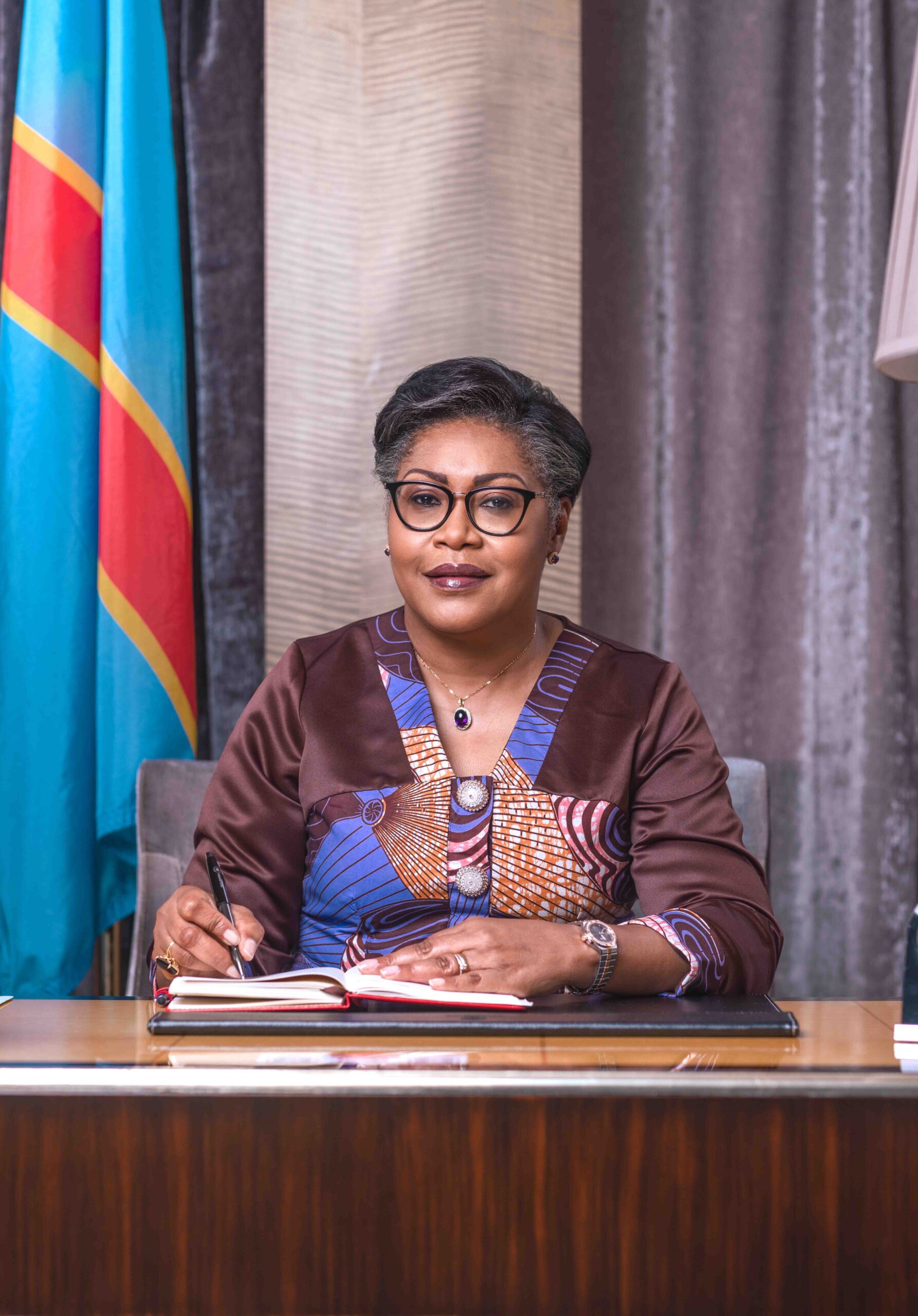 Judith Suminwa Tuluka, le destin historique d'une technocrate au sommet de l'État